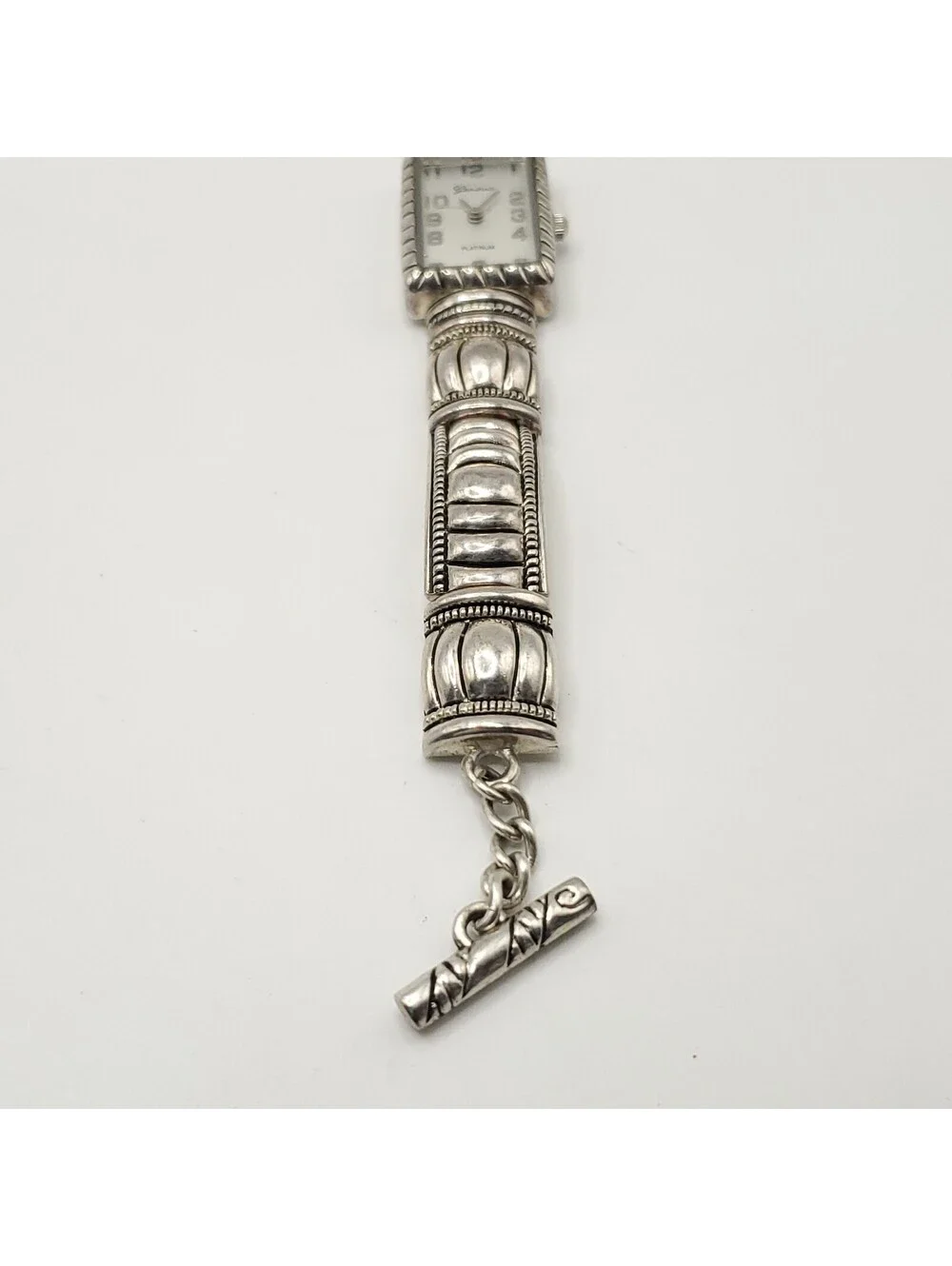 Geneva Platinum Silver Tone Quartz Toggle Band Womens Watch 19mm New Battery